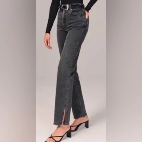 Abercrombie 90S Straight Jeans Sz 2/26S - Picture 3 of 5